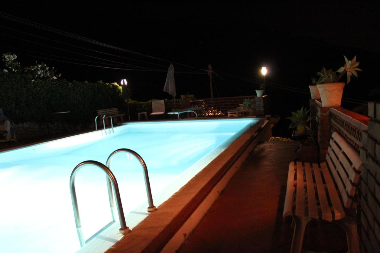 Casa Dei Sogni Taormina Bed and Breakfast Buitenkant foto