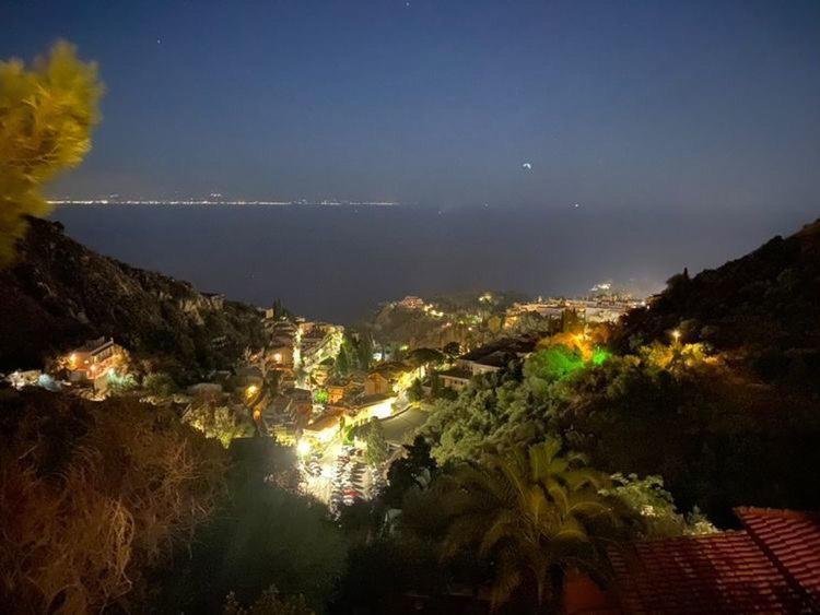 Casa Dei Sogni Taormina Bed and Breakfast Buitenkant foto