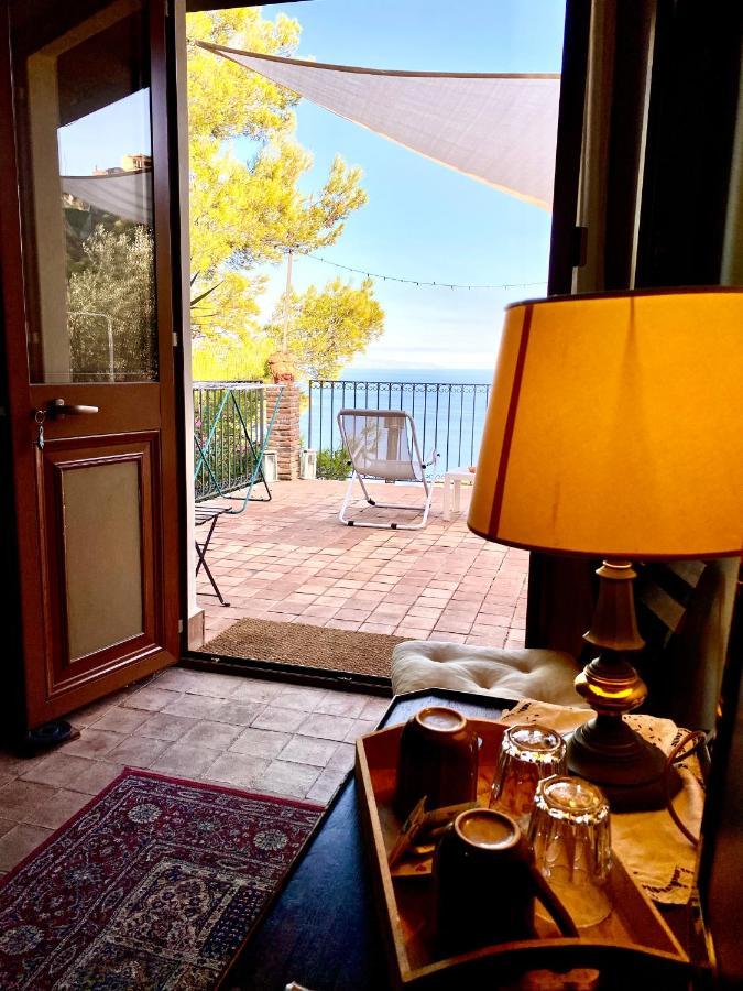 Casa Dei Sogni Taormina Bed and Breakfast Buitenkant foto