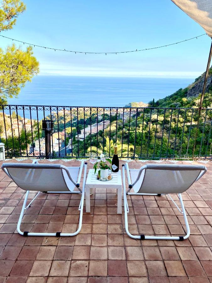 Casa Dei Sogni Taormina Bed and Breakfast Buitenkant foto